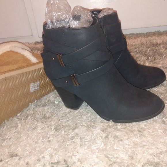 Charlotte Russe boots size 6 woman - Picture 8 of 8